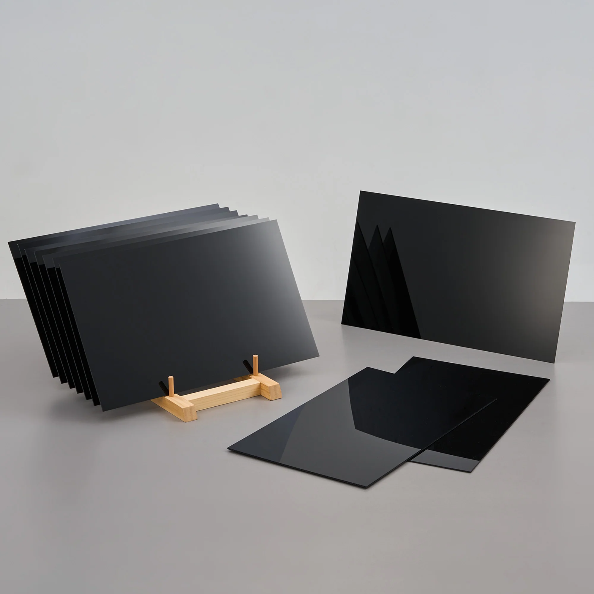 Acrylplatte - Schwarz Halbtransparent 500x300x3mm 10er Pack - Image 3